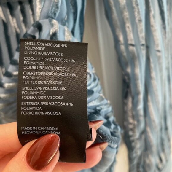 NWOT Anthropologie Pilcro Blue Velvet Burnout Striped Blouse Size Medium - Picture 7 of 9